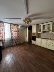 очень срочно дом: Үй, 119 кв. м, 4 бөлмө, Риелтор, Косметикалык оңдоо