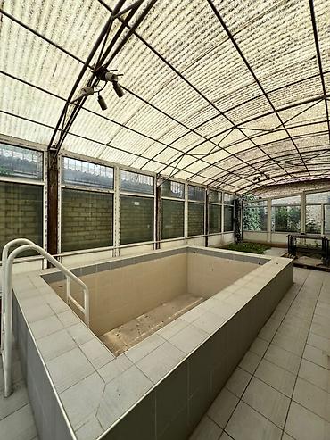 Продажа коттеджей и домов: 5 и более комнат, 251 м², 18 соток, Бишкек, Пригородное с. Агентство недвижимости — 11