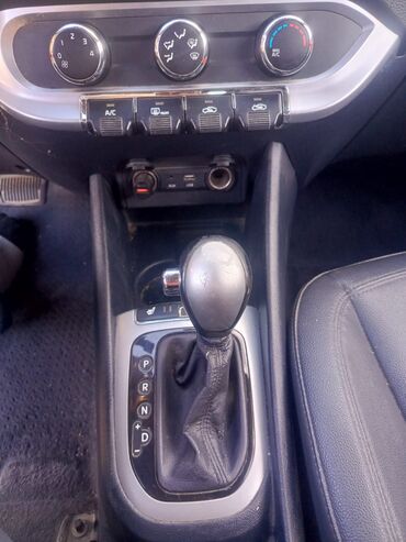 Kia: Kia Rio: 1.6 l | 2015 il Hetçbek — 8