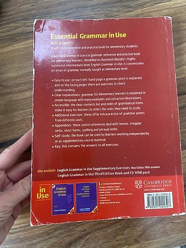 Kitablar və jurnallar: Raymond Murphy – Essential Grammar in Use (with answers) 📘 İngilis — 2
