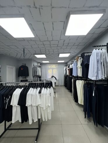 Другая мужская одежда: Срочно срочно Продается магазин мужской одежды И право на аренды