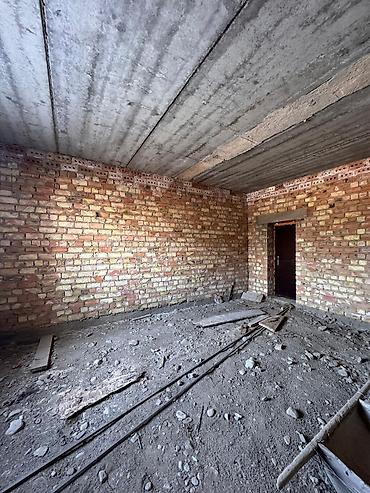 Продажа коттеджей и домов: 🔥 СРОЧНО-СРОЧНО ПРОДАЁТСЯ ДОМ С УЧАСТКОМ! 📍 г. Каракол, ул. Элебаева — 7