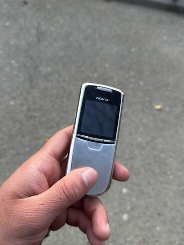 Nokia: Nokia 1, rəng - Gümüşü, Düyməli — 1