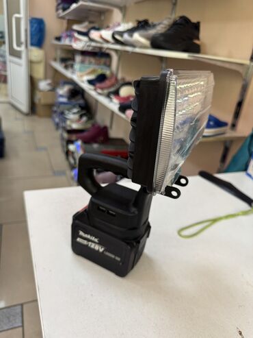 Прожекторы: Лед прожектор LED, насадка на любую макита makita батарейку — 16