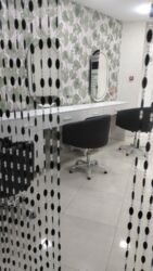 Digər gözəllik və sağlamlıq xidmətləri: Yeni Yasamalda 77 nin son dayanacaginin yaninda gozellik salonu biznes — 7