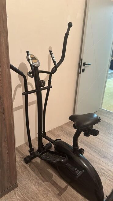 купить велосипед недорого: Yeni Trek velosipedi 28", sürətlərin sayı: 8