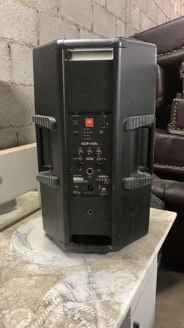 синтезатор в аренду: Original JBL Eon 615