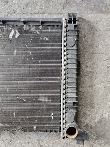 Радиаторы: Радиатор охлаждения двигателя Mercedes-Benz Sprinter CDI, 901 - 904 — 5