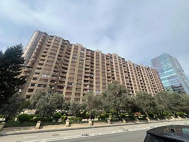 Mənzillər: 3 otaqlı, Yeni tikili, 115 kv. m — 1