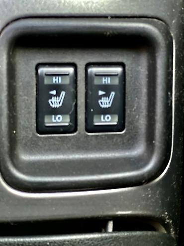 Nissan: Nissan Juke: 2012 г., 1.6 л, Автомат, Бензин, Кроссовер at lalafo.kg — 12 Nissan: Nissan Juke: 2012 г., 1.6 л, Автомат, Бензин, Кроссовер — 12