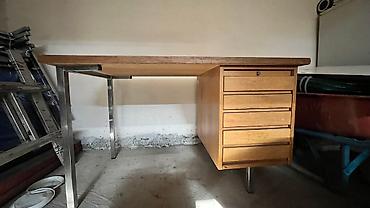 berber mirror second hand: Стол жыгачтан бийиктиги 60см Узуну 130 туурасы 80 3даана бар таза — 2