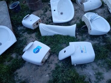 Унитазы: Продаю б/у унитазы — 13