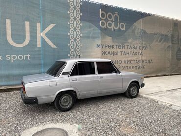 инжектор ваз 2107 купить: ВАЗ 2107, седан, серебристый цвет. Кузов и экстерьер: - Классический