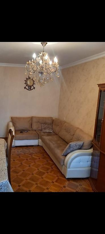 Kunc divan acilir baza var qiymət 100 azn .
Unv Xalqlar.
Ramilə 84