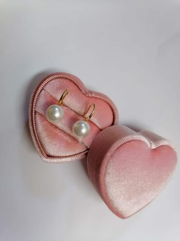 Minđuše: Cena 900 — 12