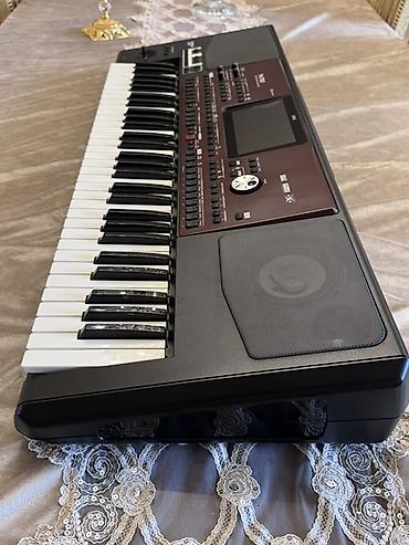 Sintezatorlar: Korg Pa700 Professional Arranger – Oriental versiya Xüsusiyyətlər: - — 11