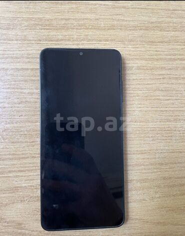 bu telefonlar: Samsung Galaxy A06, 128 GB, rəng - Qara, Barmaq izi