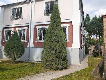 Продажа коттеджей и домов: Продается дом на первой линии по ул. Садырбаева /ул. Ахунбаева — 11