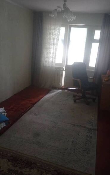 эмарк жибек жолу: 1 комната, 32 м², 104 серия, 4 этаж, Косметический ремонт
