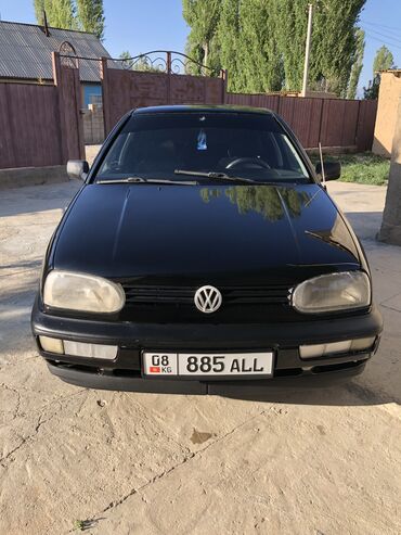 Volkswagen: Volkswagen Golf: 1991 г., 1.8 л, Механика, Бензин, Хэтчбэк