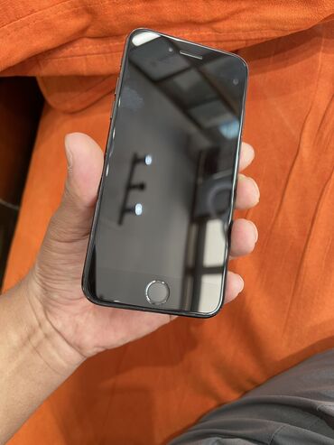 консоль для телефона: IPhone 7, Колдонулган, 256 ГБ, Кара, 100 %