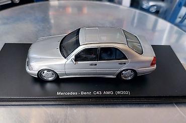 Avtomobil modelləri: Коллекционная модель Mercedes-Benz C43 AMG W202 silver 2000 Special — 22