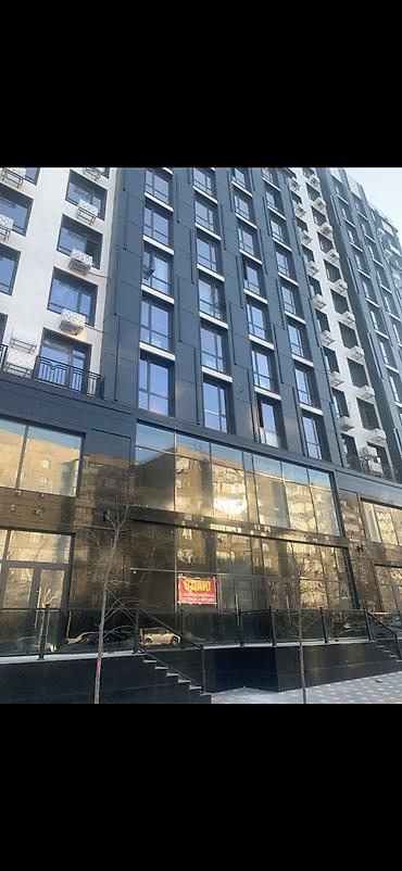 Сдается в долгосрочную аренду коммерческое помещение на первом этаже