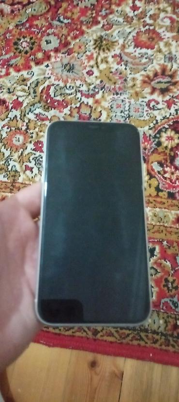 Apple iPhone: IPhone 11, 64 GB, Ağ, Face ID — 2