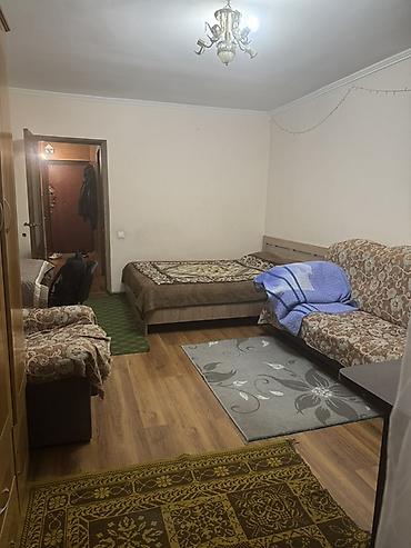 Батирлерди ижарага берүү: 1‑комнатная квартира Планировка и метраж: - Просторная комната — 6