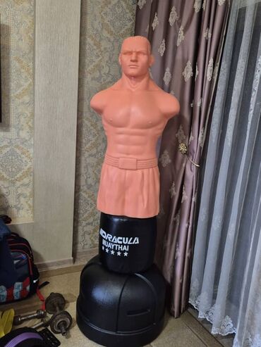 купить боксерскую грушу для дома: Манекен-груша "Dracula Muay Thai" для отработки ударов Цена: 50 000