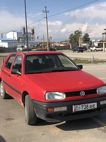 mazda capella: Volkswagen Golf: 1993 г., 1.6 л, Механика, Бензин, Хэтчбэк — 1