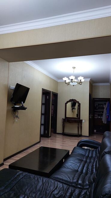 Yeni tikili: 3 otaqlı, Yeni tikili, m. 8 Noyabr, 112 kv. m — 18