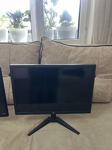 hp 22es: İki ədəd kompüter monitoru 1) HP W2072a - Ekran: 20" LCD (16:9) - — 2