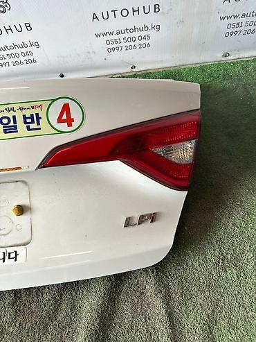 neta ls: Фонарь крышки багажника Hyundai Sonata LF 2.0 L4NA 2016 прав. (б/у) — 1