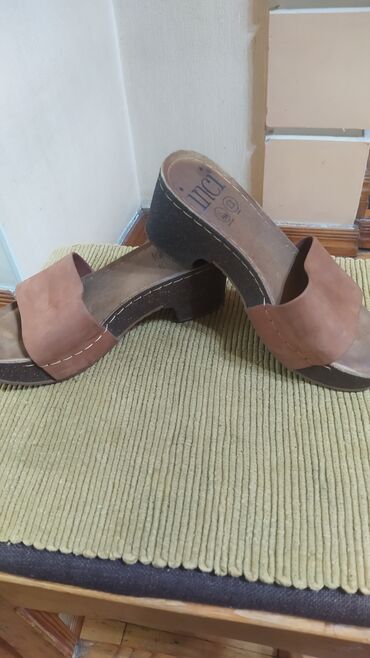 Домашние тапочки: Домашние тапочки, 37.5, Б/у, цвет - Синий — 18