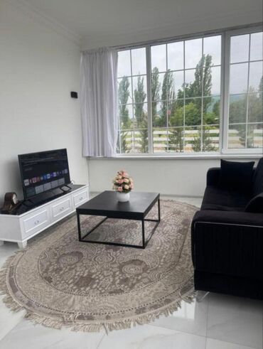 Bağ evlərinin kirayəsi: Şüşəbəndli bağ evi – istirahət və tədbirlər üçün rahat məkan - Geniş — 16