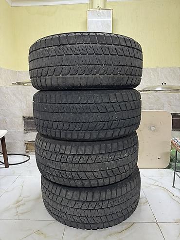 Шины: Комплект зимних шин Bridgestone Blizzak DM-V3. - Размер: 285/50 R20 - — 1