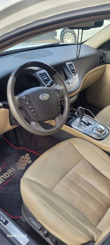Hyundai: Hyundai Genesis: 3.8 l | 2010 il Sedan — 11