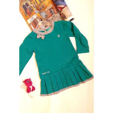 sacaqli donlar: Детское платье Benetton, цвет - Зеленый