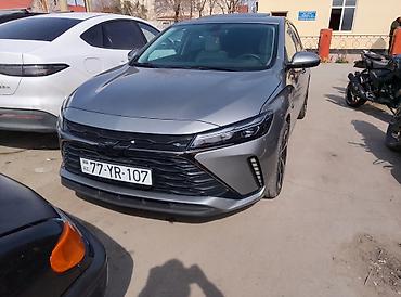 Avtomobil satışı: Chevrolet Monza: 1.5 l | 2024 il 108000 km Sedan — 2