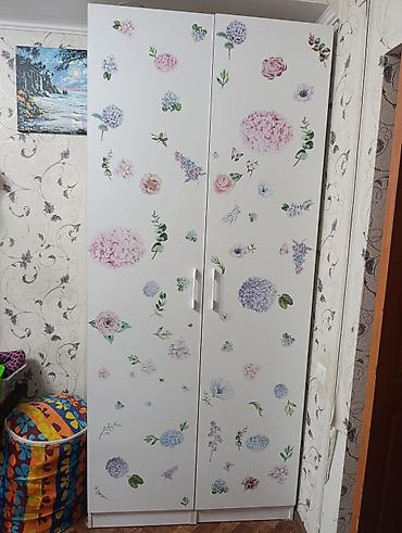 стол офис: Продаю детский стульчик, детская велоколяска, холодильник BEKO — 4