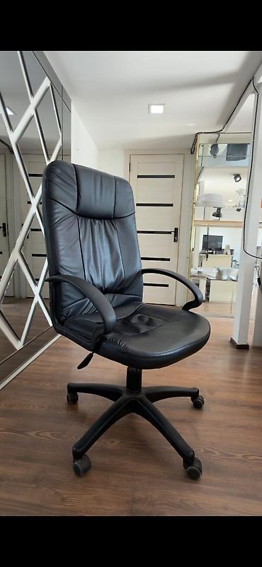 Ofis kreslosu satılır 🪑 💰 Qiymət: 120 AZN ✅ Yaxşı vəziyyətdədir. 📍 lalafo.az -da Ofis kreslosu satılır 🪑 💰 Qiymət: 120 AZN ✅ Yaxşı vəziyyətdədir. 📍