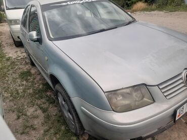 рассрочка авто бу: Volkswagen Bora: 1999 г., 2.3 л, Автомат, Бензин, Седан