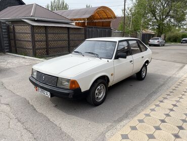 москвич 2715: Москвич 2141: 1992 г., 1.5 л, Механика, Бензин, Хэтчбэк