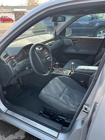 Mercedes-Benz: Mercedes-Benz E-Class: 2001 г., 2.8 л, Автомат, Бензин, Седан — 10