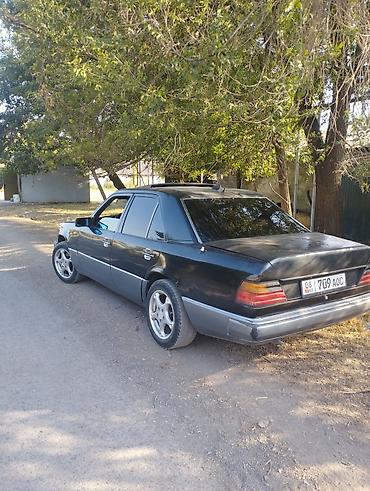 климат контроль 210: Mercedes-Benz 220: 1992 г., 2 л, Механика, Бензин, Седан — 5