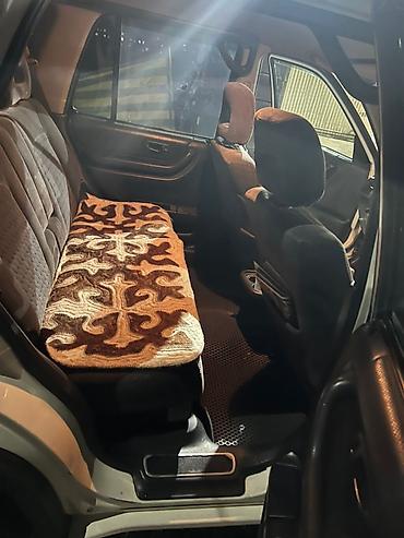 Honda: Honda CR-V: 2000 г., 2 л, Механика, Бензин, Универсал — 9