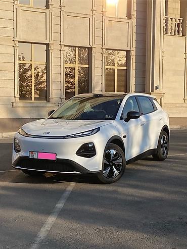Changan: Changan Qiyuan Q05: 2026 г., Электромобиль, Кроссовер — 3