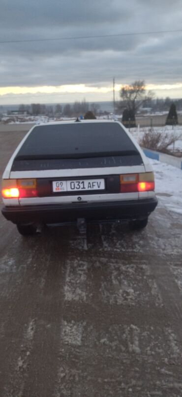 Audi: Audi 100: 1988 г., 2.3 л, Механика, Бензин, Универсал