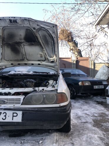 Ford Sierra: 1991 г., 2 л, Механика, Бензин